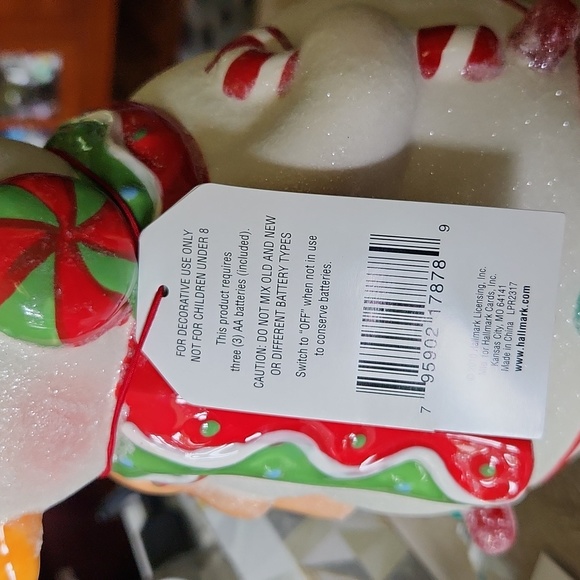 Hallmark Christmas Treatings Snowman New lights up and...